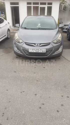 Hyundai Elantra-1