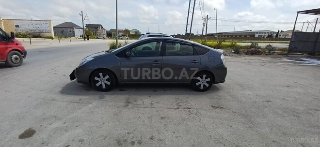 Toyota Prius-6