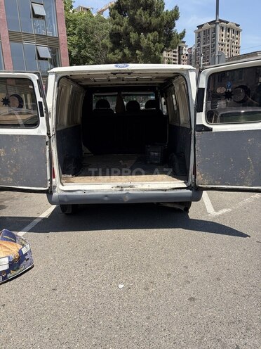 Ford Transit-7
