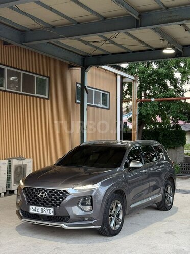 Hyundai Santa Fe-1