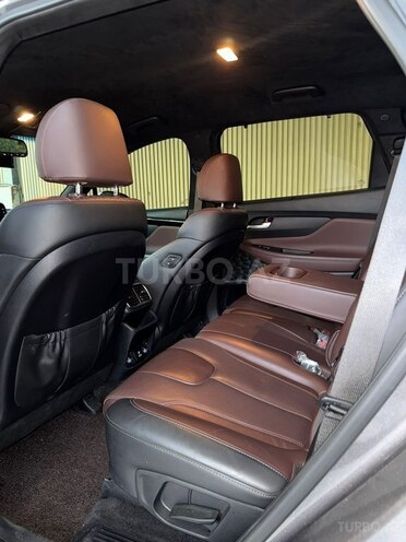 Hyundai Santa Fe-14