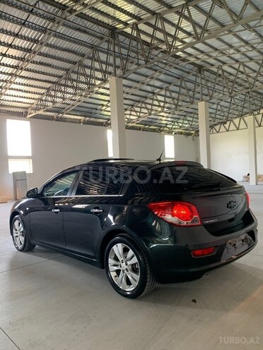 Chevrolet Cruze-4