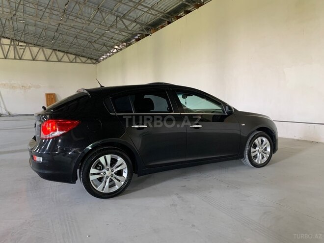 Chevrolet Cruze-10