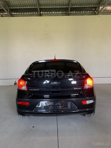Chevrolet Cruze-11