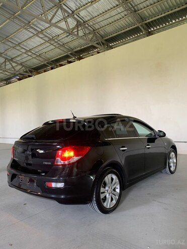 Chevrolet Cruze-9