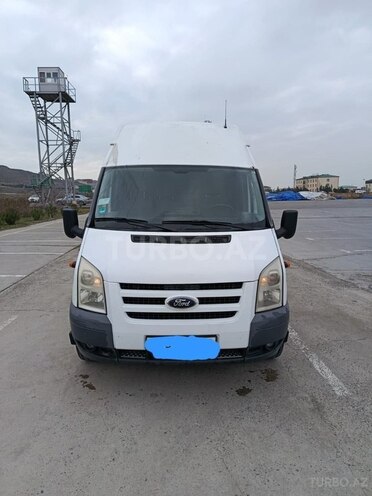 Ford Transit-1