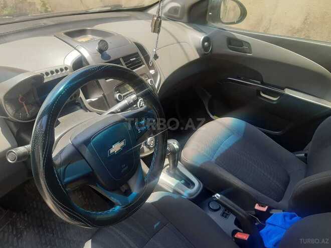 Chevrolet Aveo-7