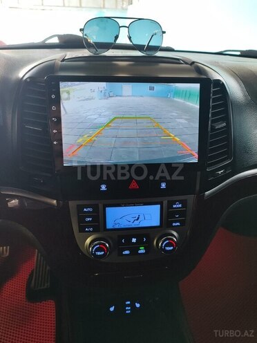 Hyundai Santa Fe-15