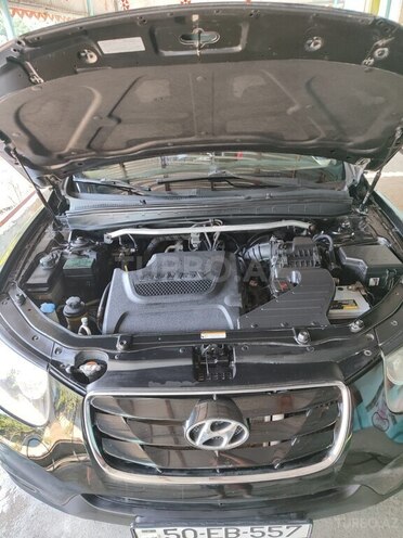 Hyundai Santa Fe-16
