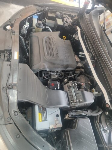Hyundai Santa Fe-19