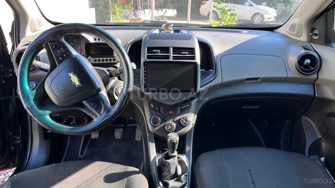 Chevrolet Aveo-3