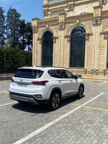 Hyundai Santa Fe-3