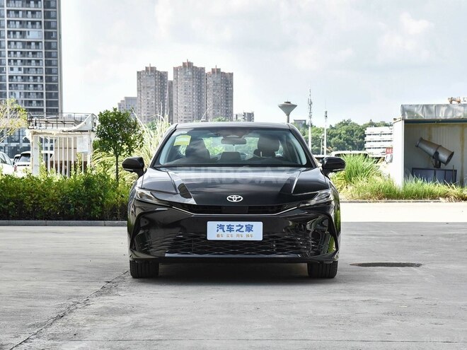 Toyota Camry-7