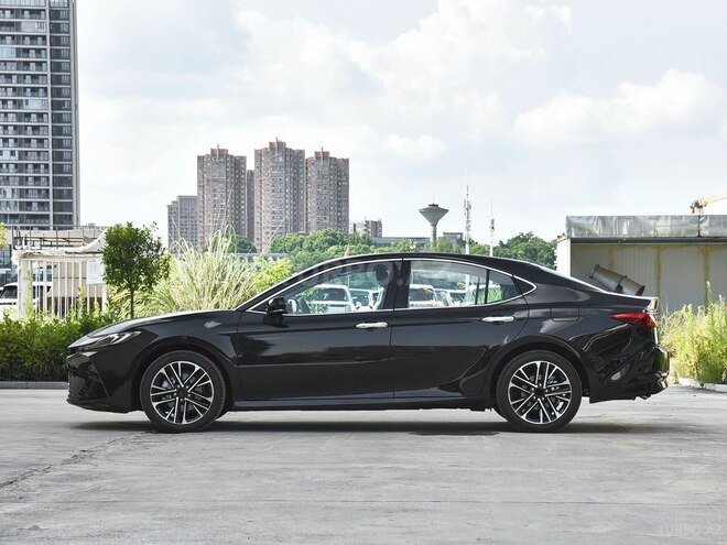 Toyota Camry-6