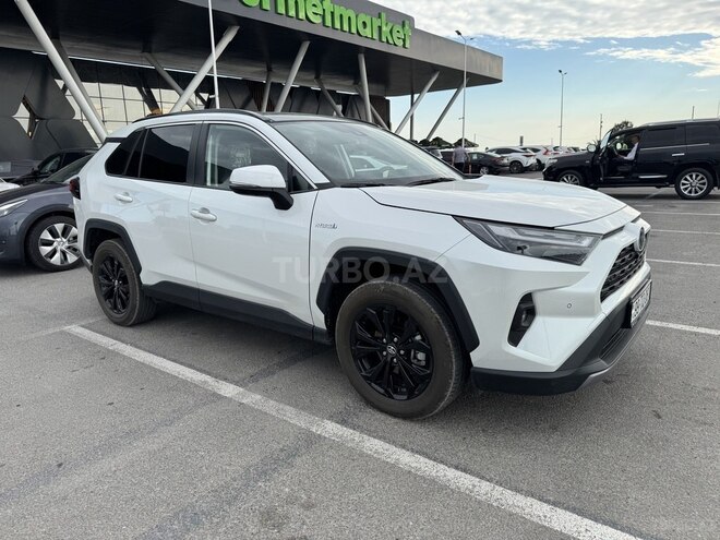 Toyota RAV4-3