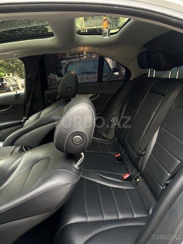Mercedes C 300 4MATIC-17