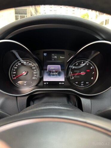 Mercedes C 300 4MATIC-18