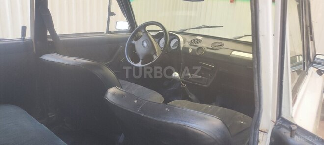 LADA (VAZ) 2106-5