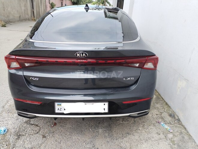 Kia K5-4