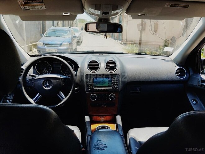 Mercedes ML 350 4MATIC-9