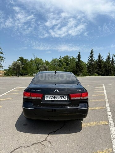 Hyundai Sonata-2