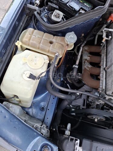 Mercedes 190-4