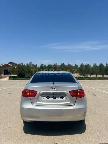 Hyundai Elantra-5
