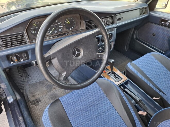 Mercedes 190-7
