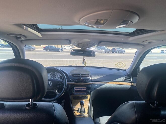 Mercedes E 220-7