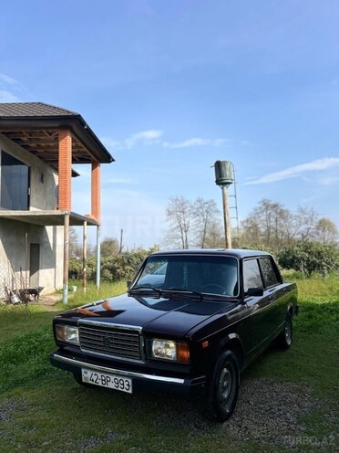 LADA (VAZ) 2107-1