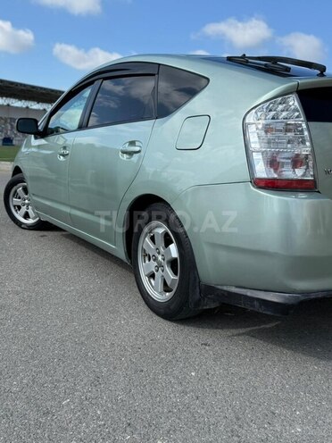 Toyota Prius-10