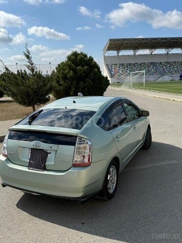 Toyota Prius-13