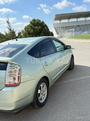 Toyota Prius-14
