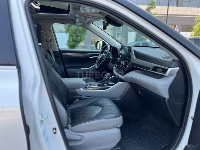 Toyota Highlander-10