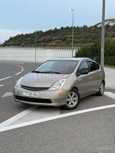 Toyota Prius-1