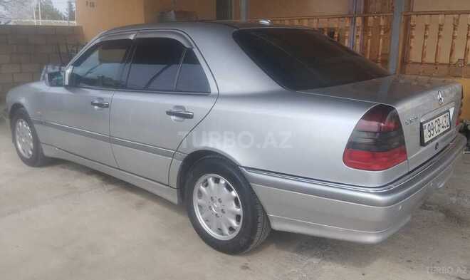 Mercedes C 180-4