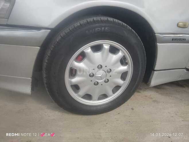 Mercedes C 180-9
