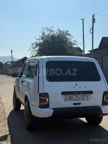 LADA (VAZ) Niva-2