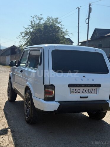LADA (VAZ) Niva-4