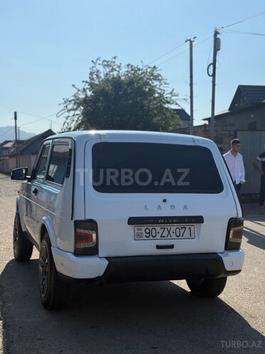 LADA (VAZ) Niva-6