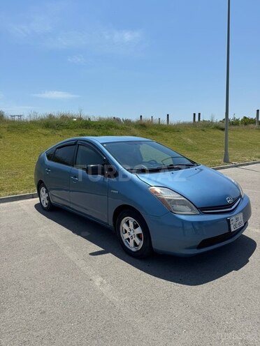 Toyota Prius-2
