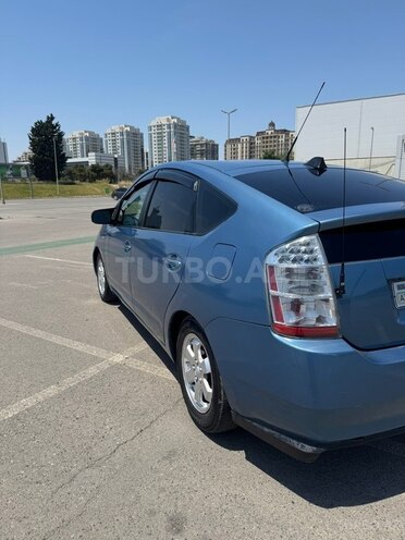 Toyota Prius-6