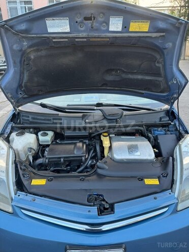 Toyota Prius-11