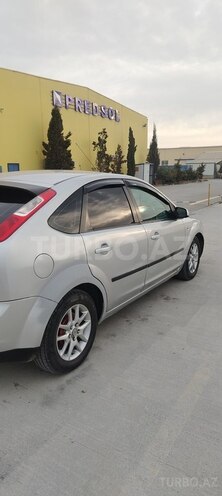 Ford Focus-7