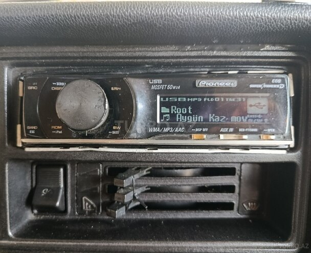 LADA (VAZ) 2107-8
