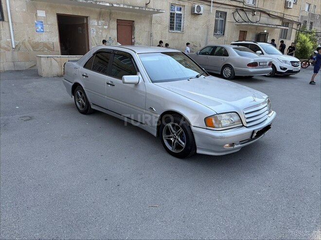 Mercedes C 200-3