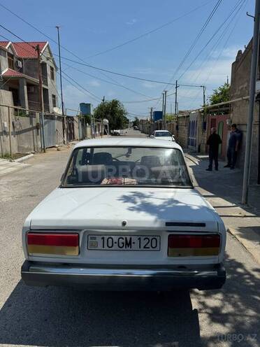 LADA (VAZ) 2107-2