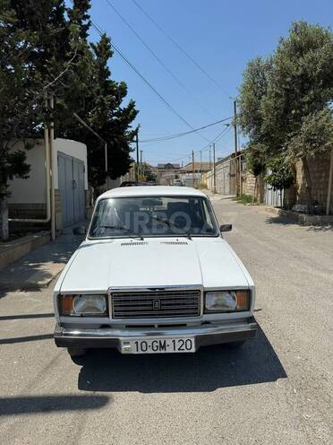 LADA (VAZ) 2107-1