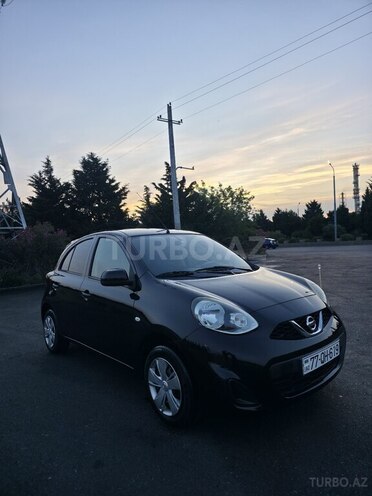 Nissan March-3