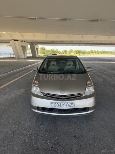 Toyota Prius-2